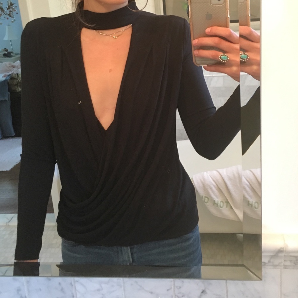 Long-sleeve with Deep V and Choker Neck!